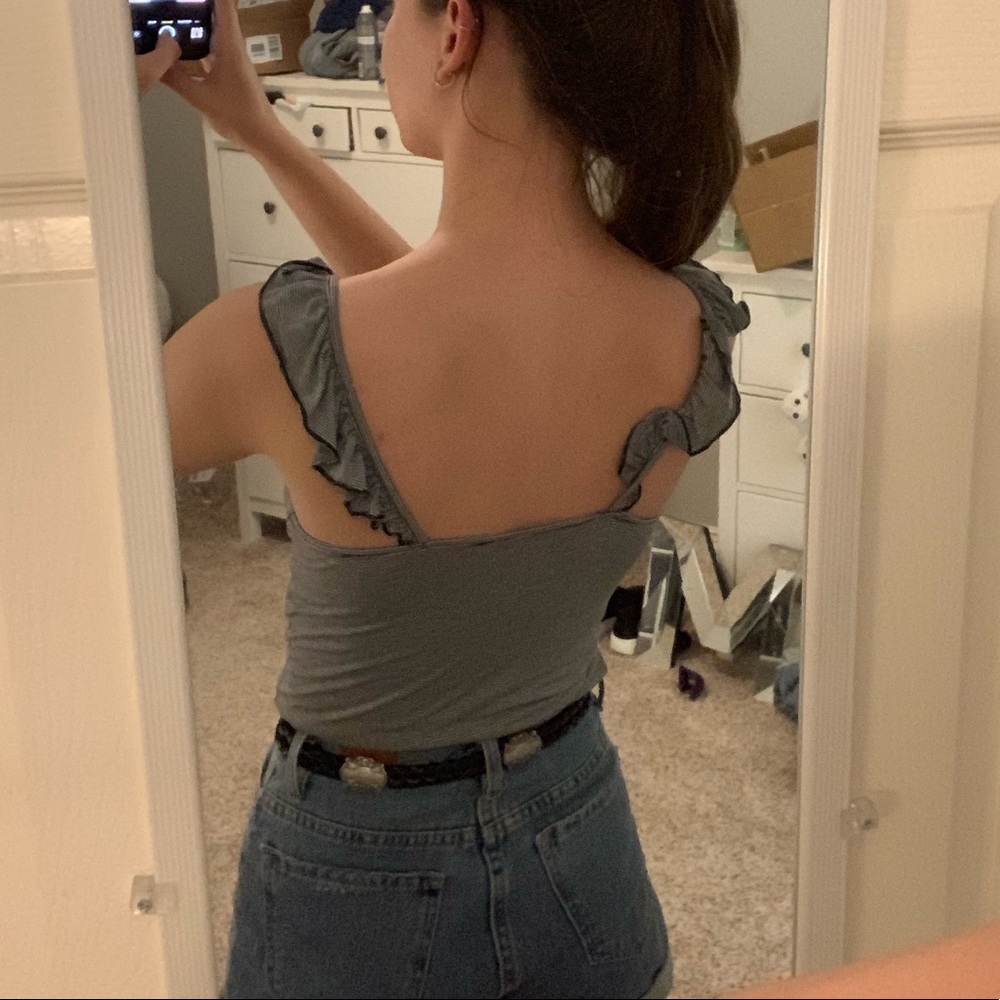 AE Soft & Sexy Ruffle Tank - Picture 2 of 3
